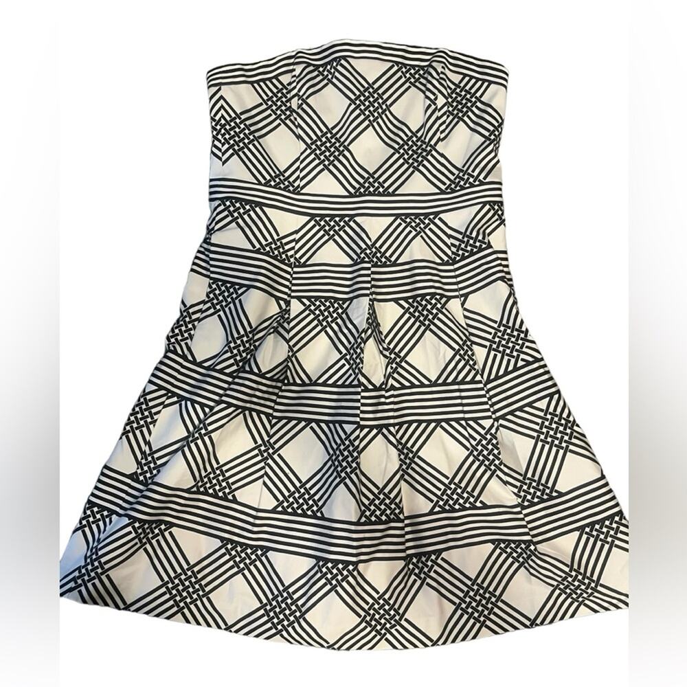 White House Black Market Black and White Strapless Fit-and-Flare Dress